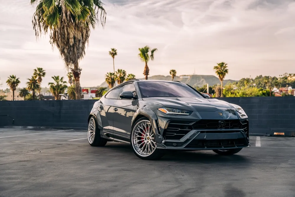 How much is a Lamborghini Urus in Dubai
