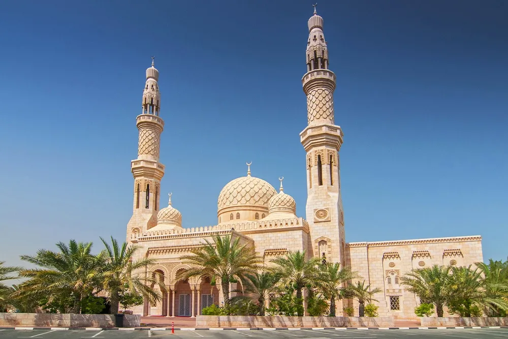 JUMAIRAH-MOSQUE--.webp