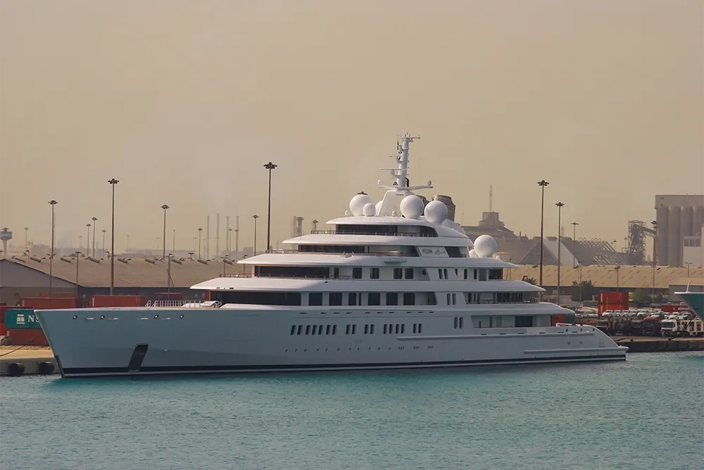 Sheikh Khalifa Yacht