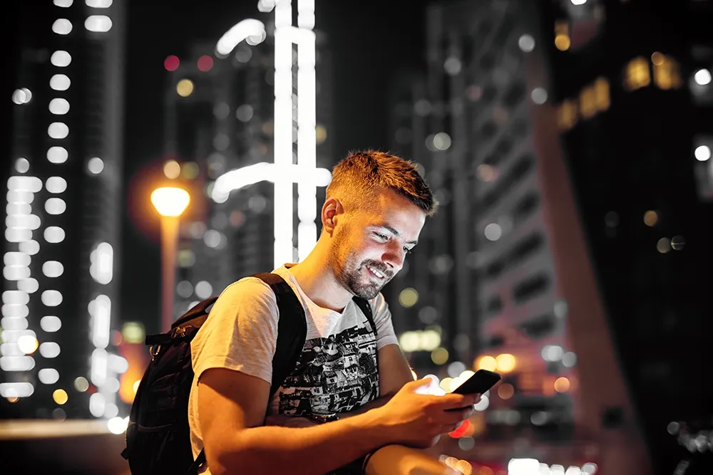 What are the night shift rules in UAE