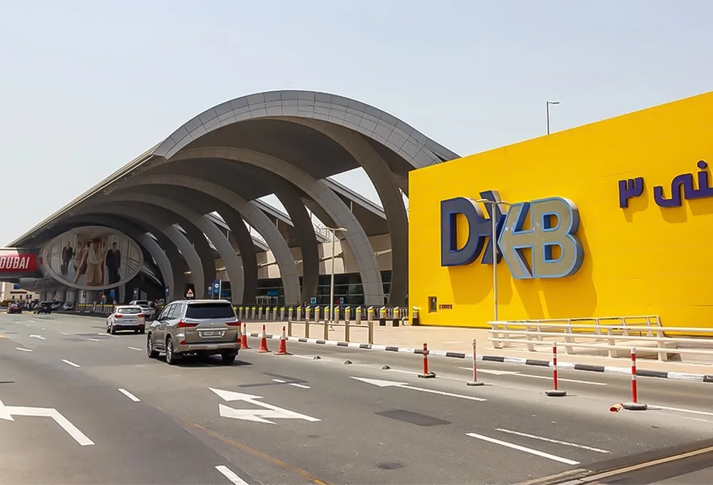 Main Image Summer Airport Car Rental Tips for Dubai Visitors 2026