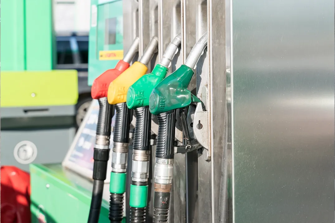 أسئلة شائعة حول أسعار الوقود وخدمات بينو