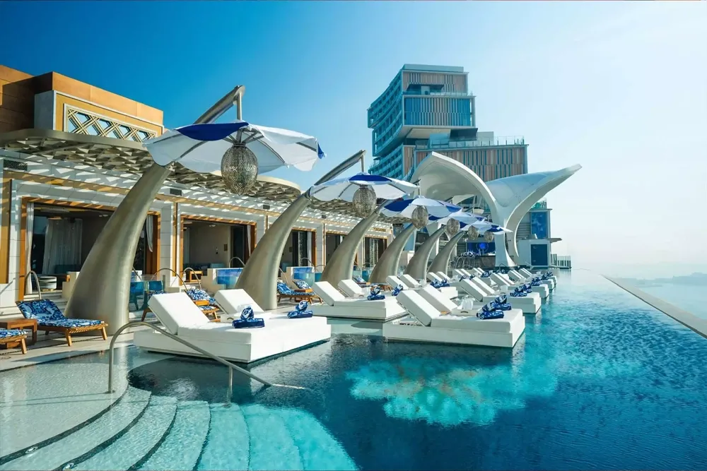 atlantis royal pool