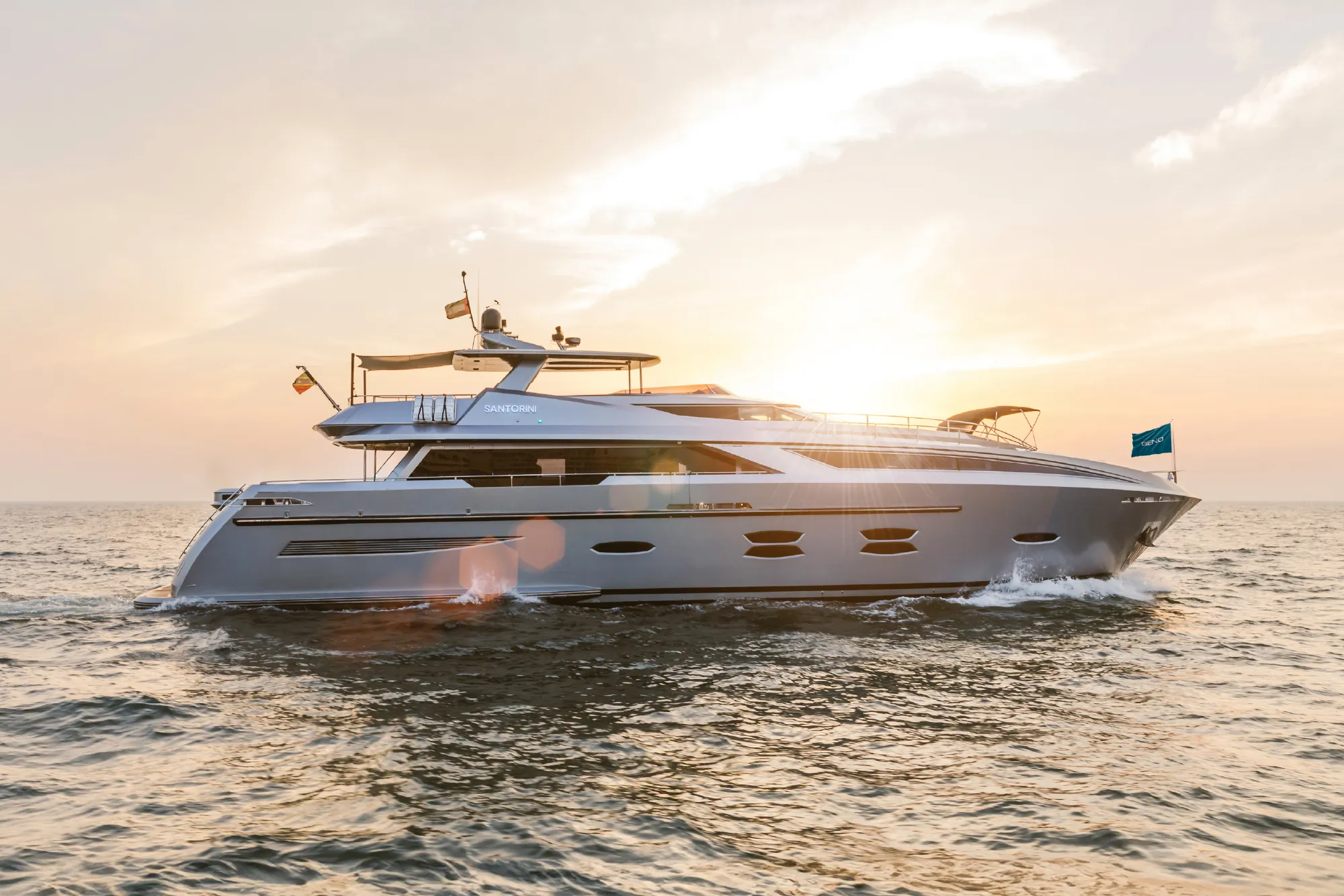 best time to book yacht in Dubai 2026