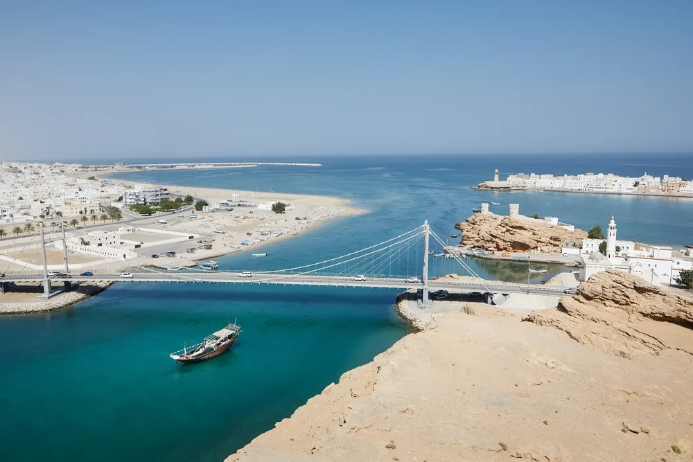 best yacht routes from Dubai to Oman