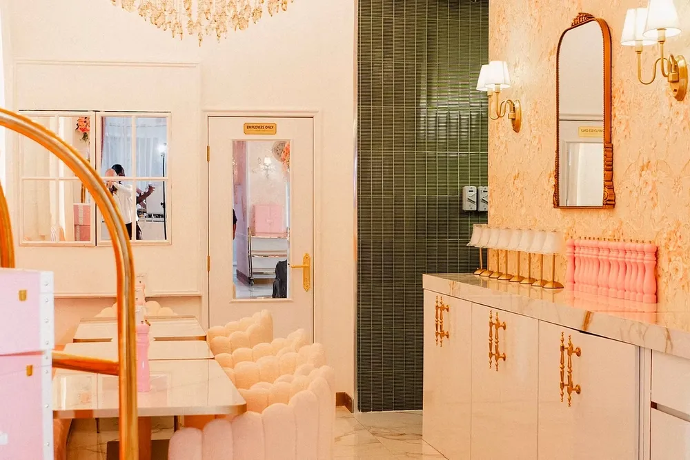 Main Image Dubai’s New Hotspot - Kapil Sharma Cafe is Here to Indulge