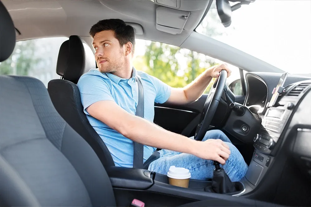 Main Image Troubleshooting Car Reverse Issues - Causes & Simple Fixes
