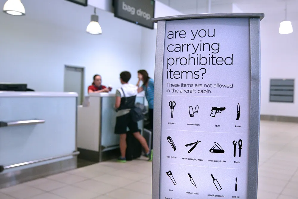 dubai airport prohibited items
