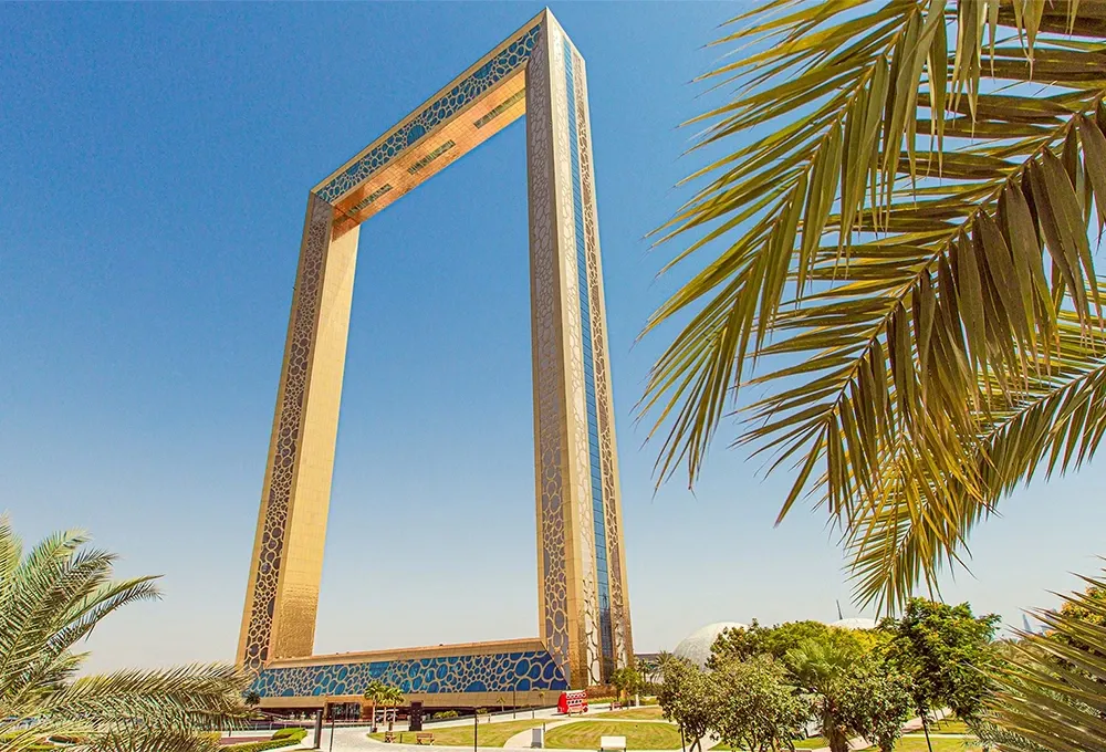 dubai frame .webp
