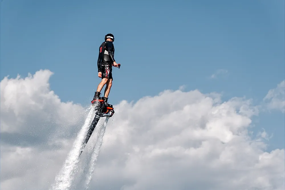 Main Image Hydroflight Showdown - Flyboarding vs. Jetpacking in Dubai