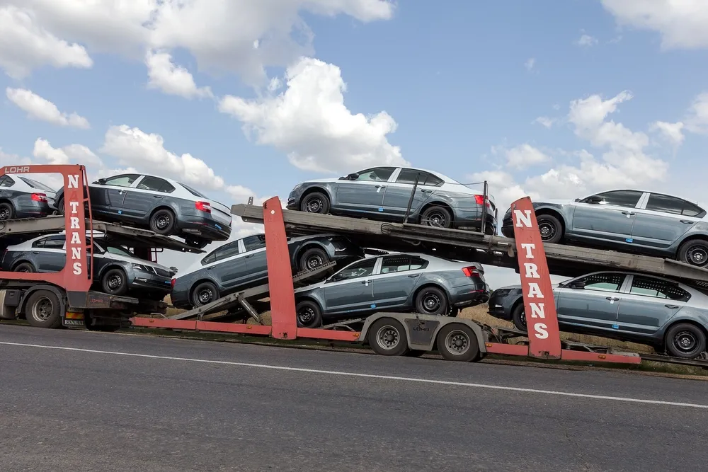 how to import cars in uae