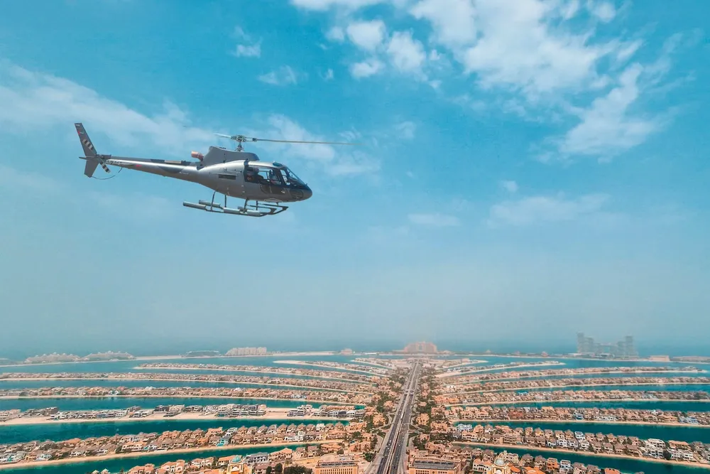 خطوات حجز هليكوبتر في دبي