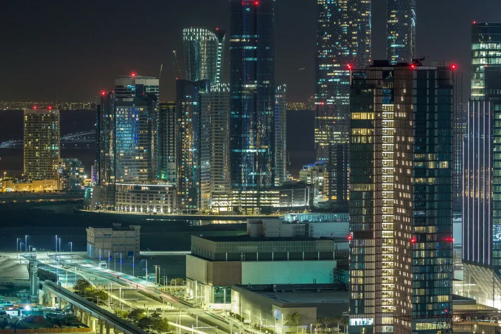 كيف تساعدك بينو خلال فعاليات أبوظبي لشهر ديسمبر 2025؟