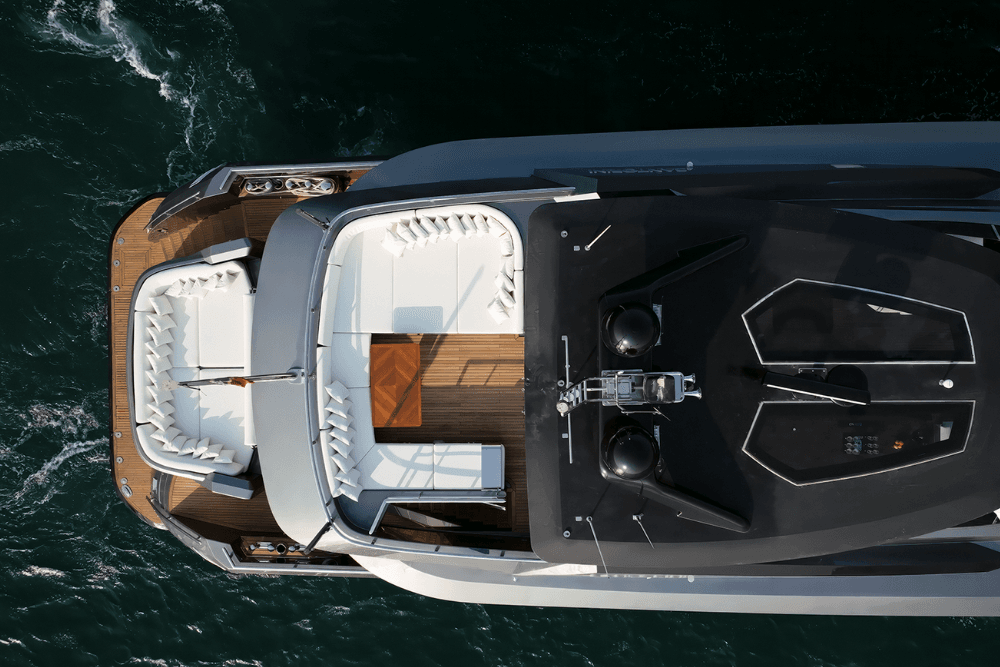 luxury yacht charter Dubai