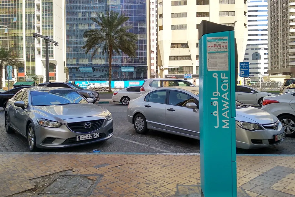 Main Image Parking in Abu Dhabi - Rules Every Driver Must Know