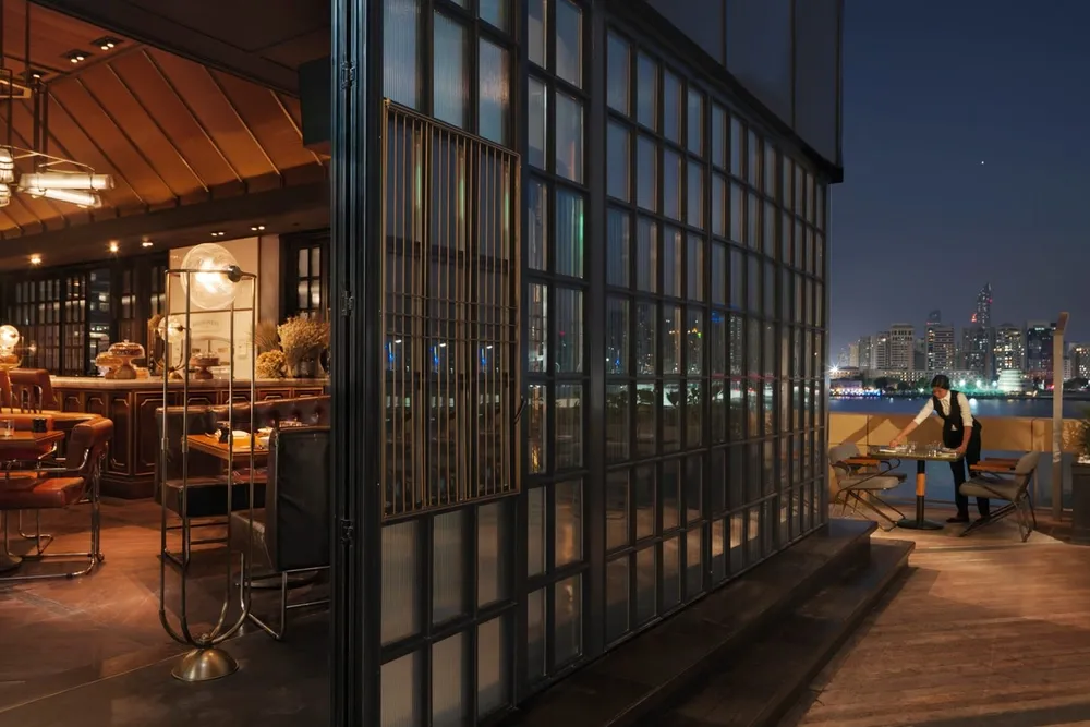 مطاعم تقدم بوفيه إفطار في أبوظبي