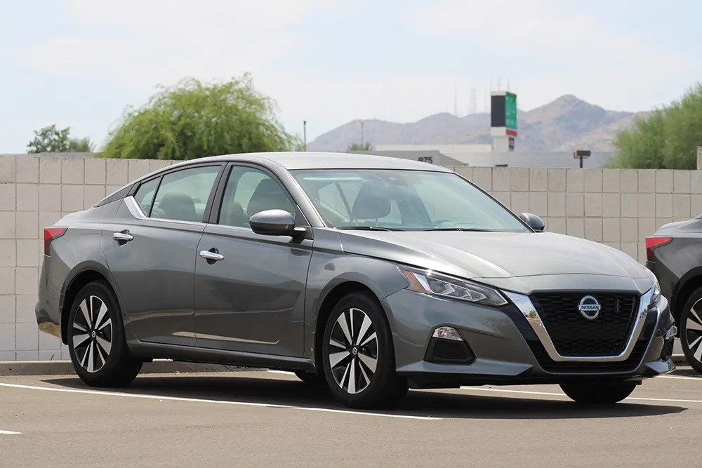 nissan popular model in uae