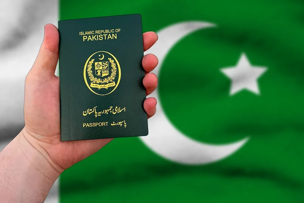 pakistani passport renewal fee in uae