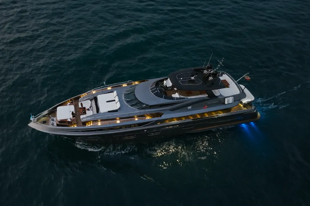 palm jumeirah yacht tour
