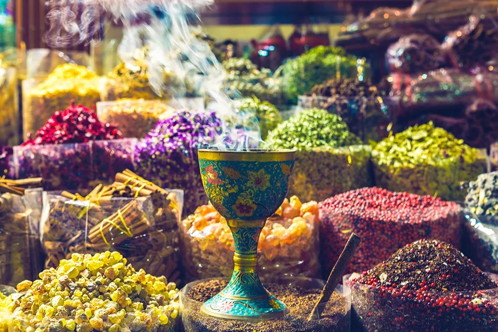Main Image Dubai Perfume Souk - Discover Scents That Tell a Story