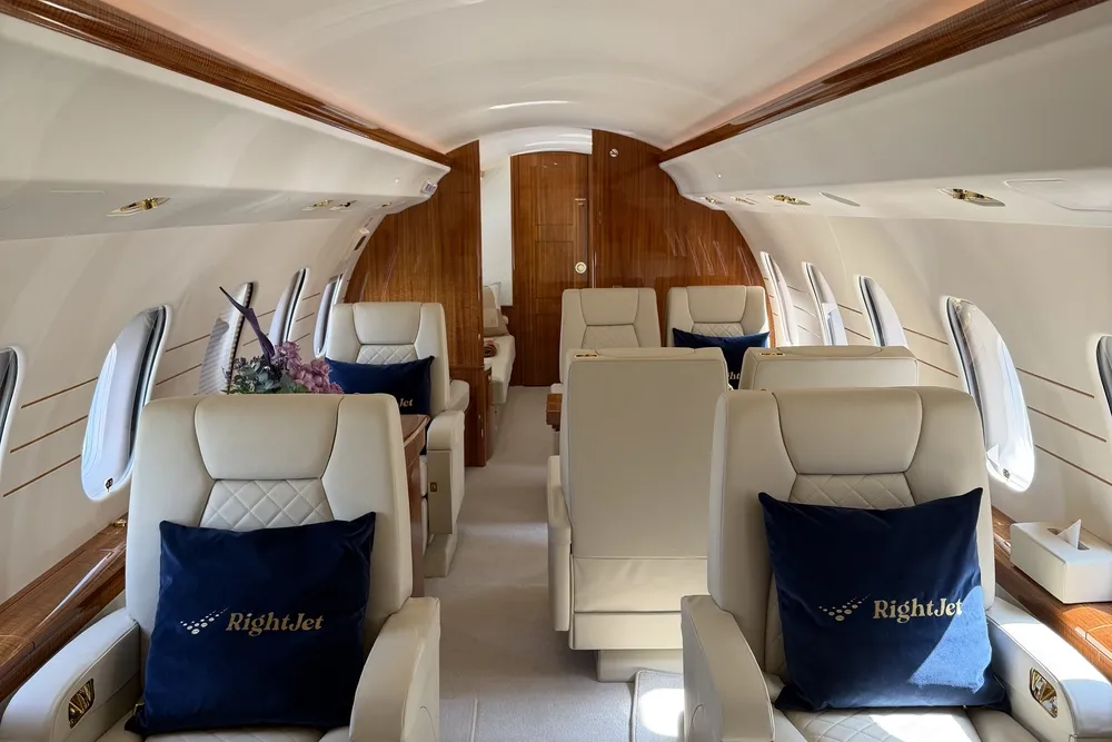private jet charter