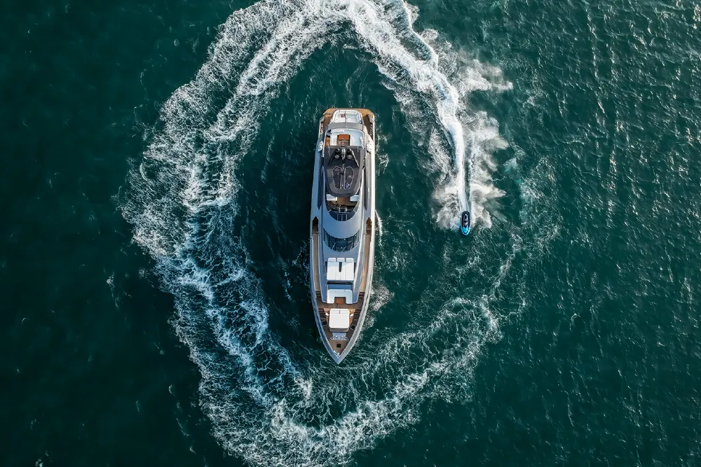 private yacht charter dubai