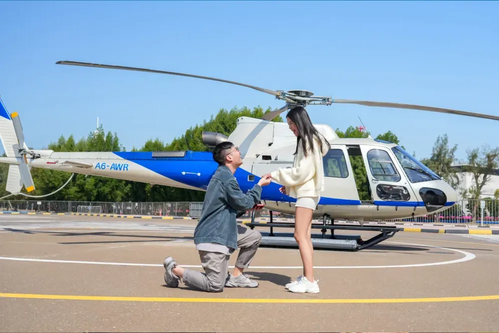 proposal helicopter tour dubai