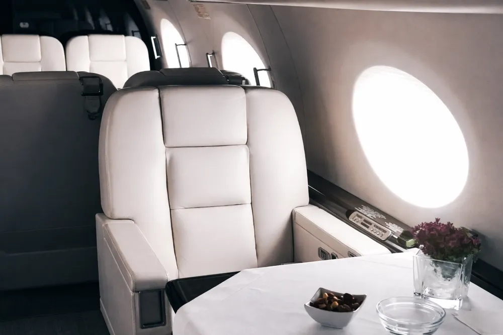 rent private jets in dubai