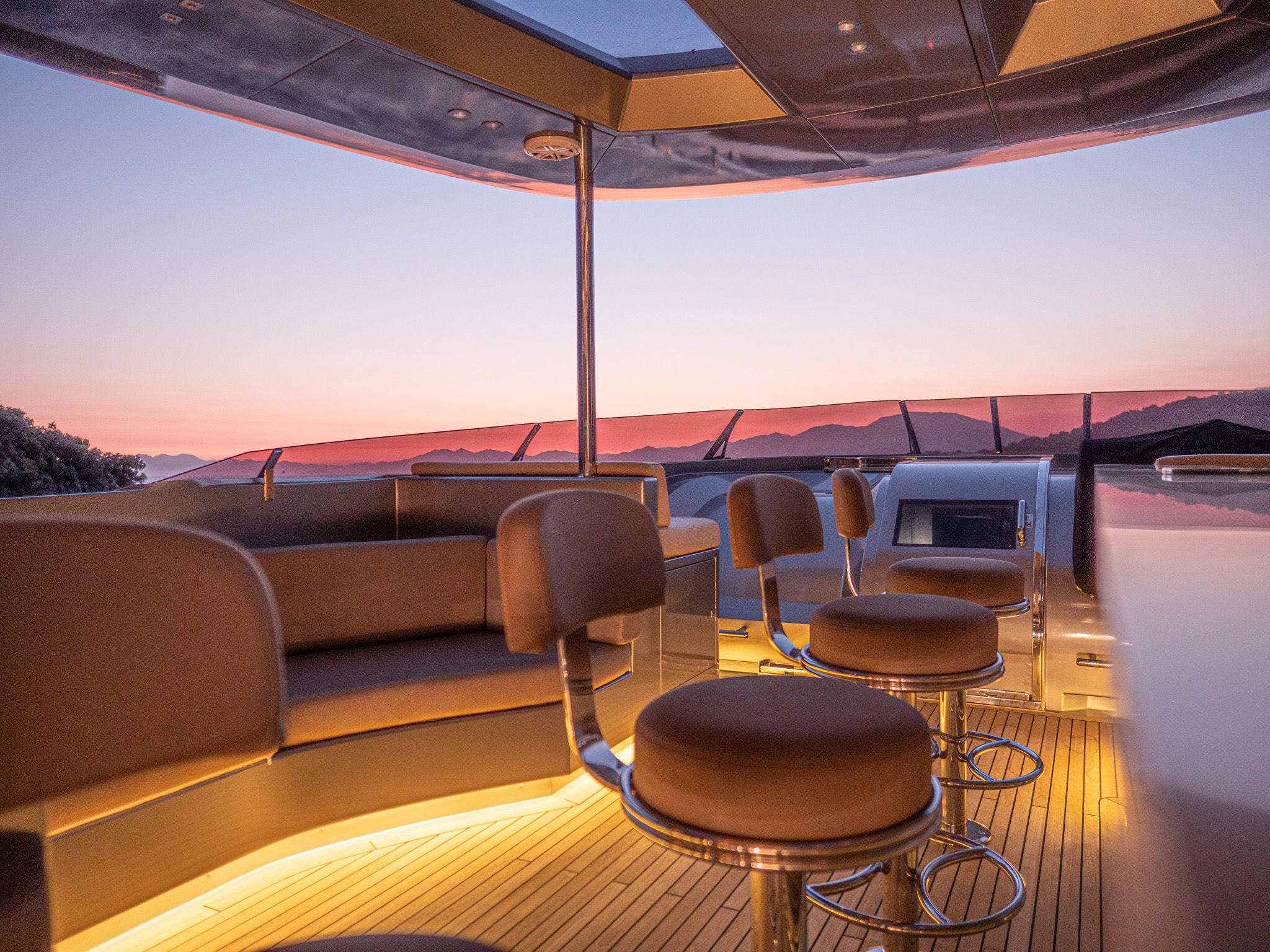 santorini yacht.jpeg