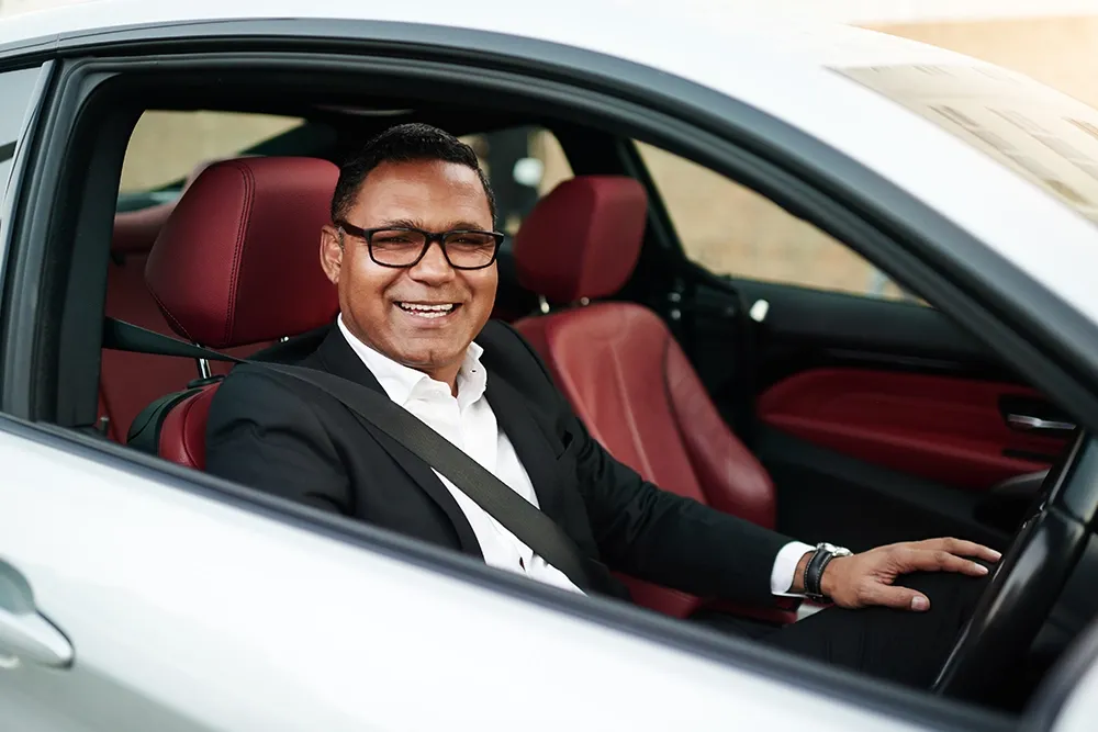 solo traveller car hire Dubai