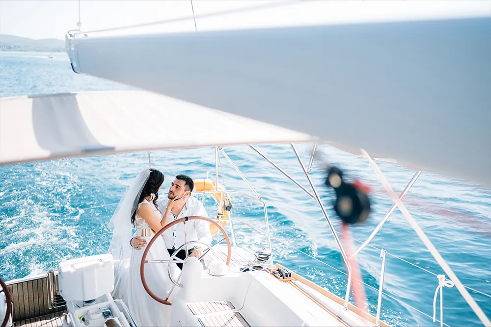 wedding yacht rental dubai
