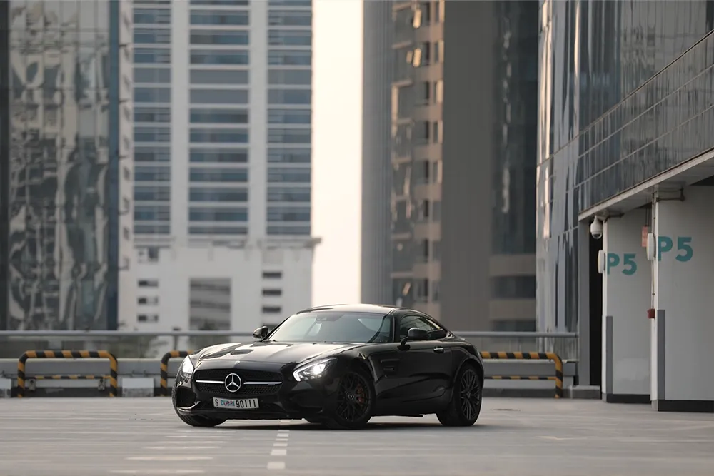 weekly car rental dubai