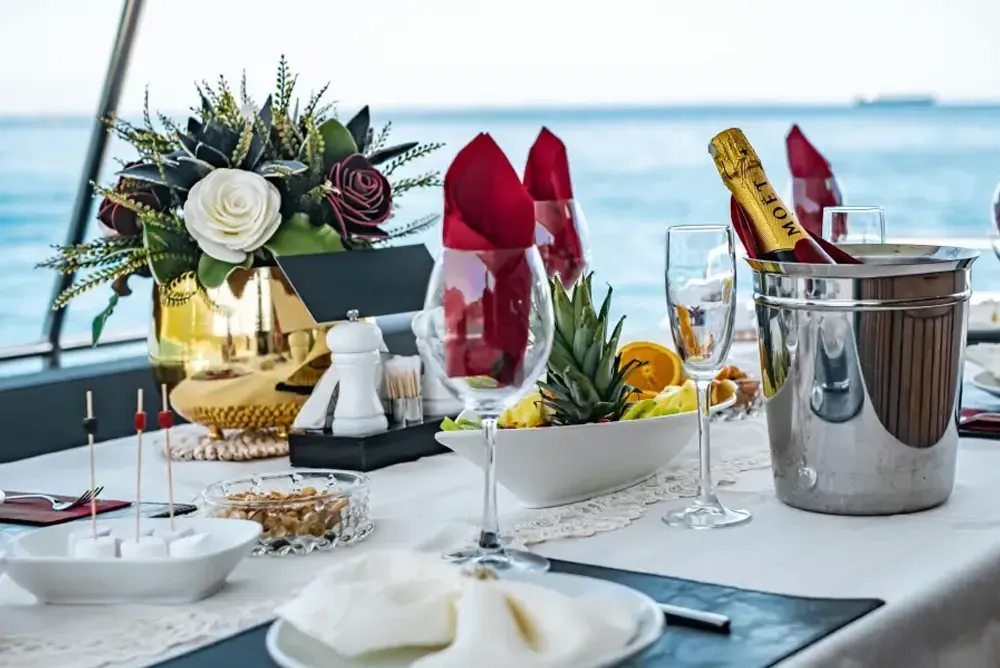 what's included in yacht rental dubai