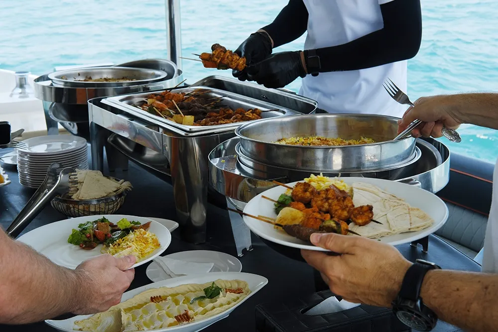 yacht meal planning tips